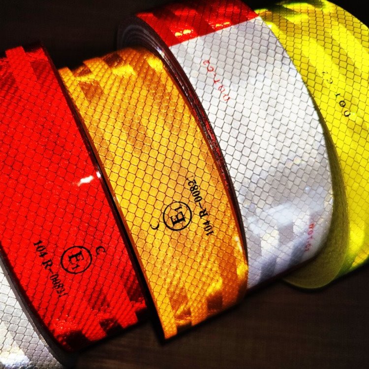 Reflective Tape Manufacturers (6)